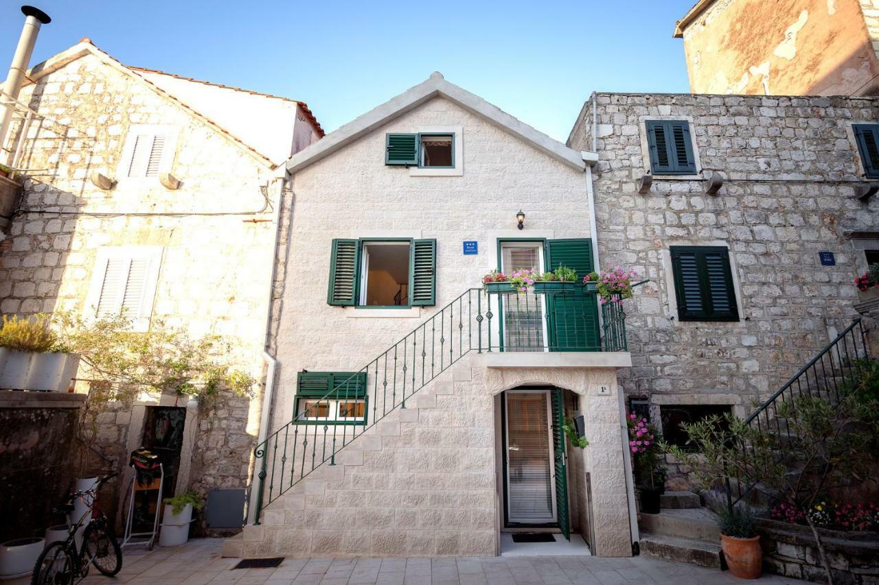 Apt Bobotovi In Center Of Stari Grad, Hvar Apartment สตารีกราด ภายนอก รูปภาพ